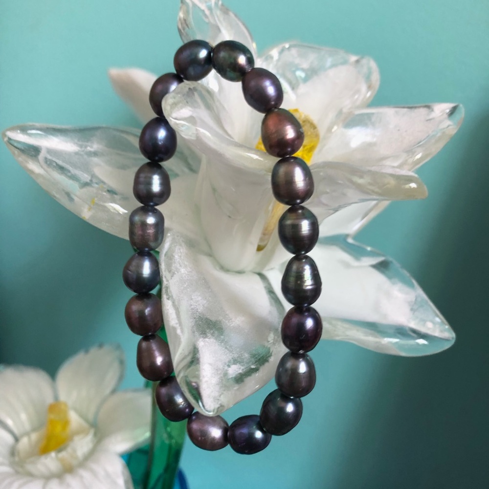 NWOT Real Peacock-Colour Pearl Bracelet
